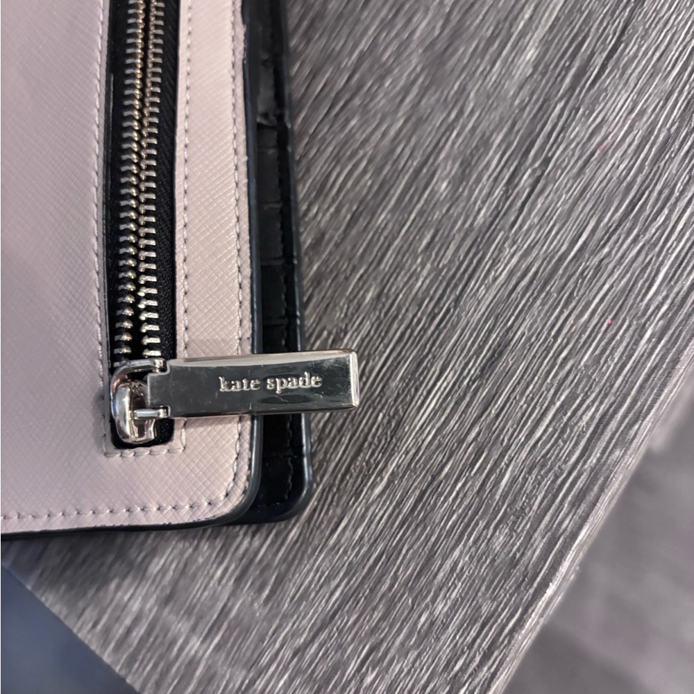 KATE SPADE Wallet ♠️ - Picture 6 of 8
